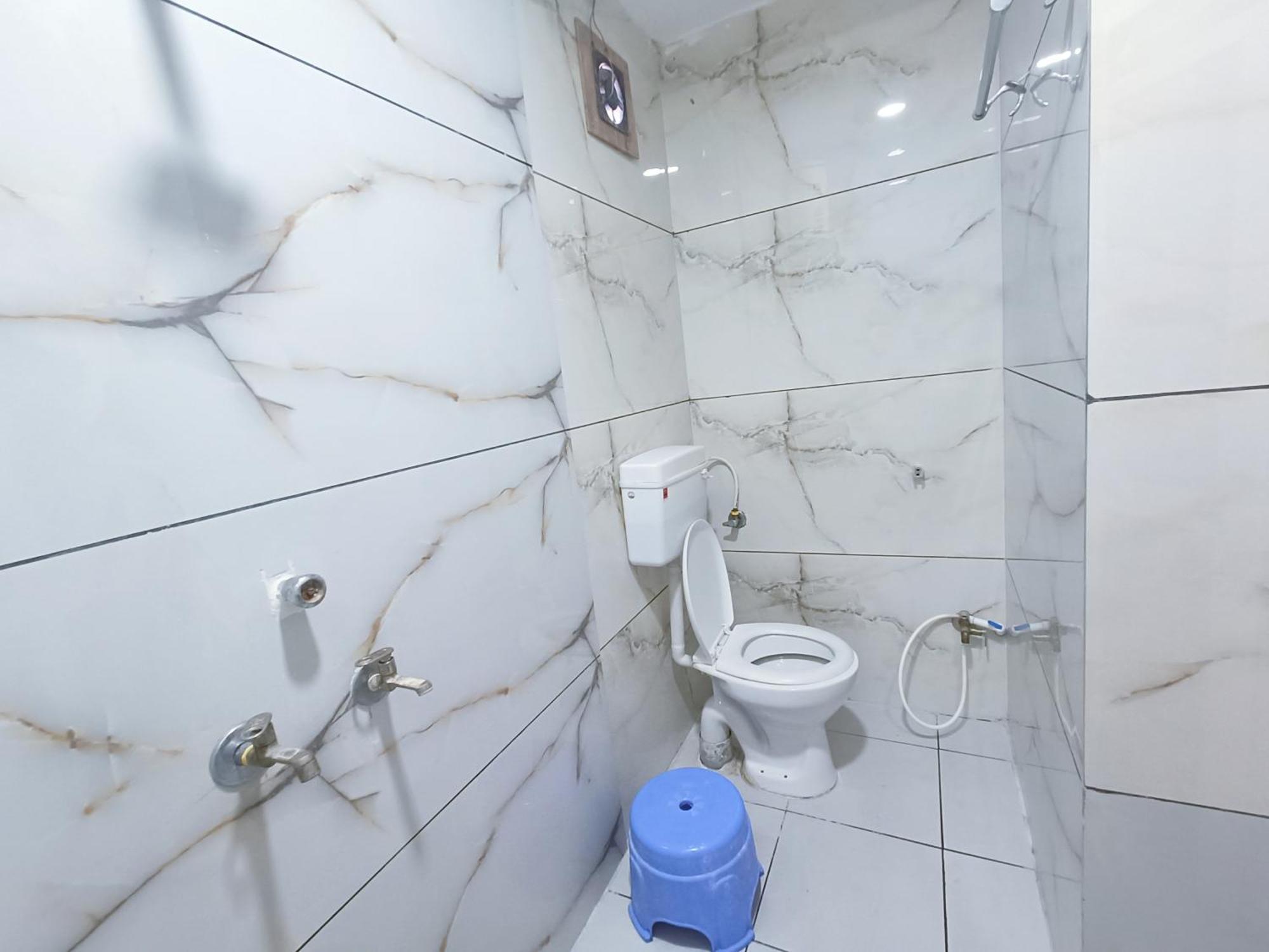 Ginger Hotels Ujjain Tower Kshipra Inn-Family Stay Airconditioned Hotel Екстериор снимка