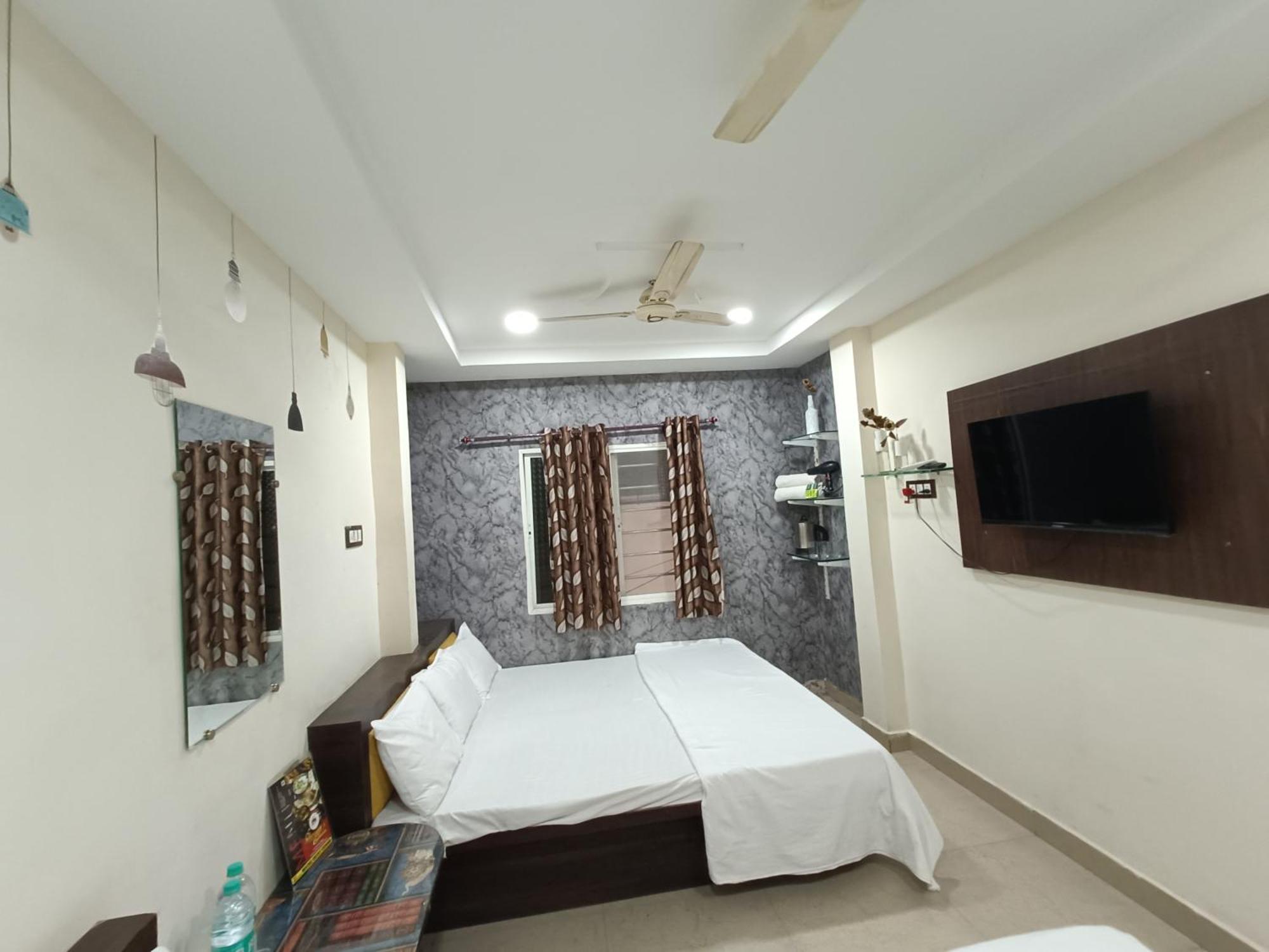 Ginger Hotels Ujjain Tower Kshipra Inn-Family Stay Airconditioned Hotel Екстериор снимка