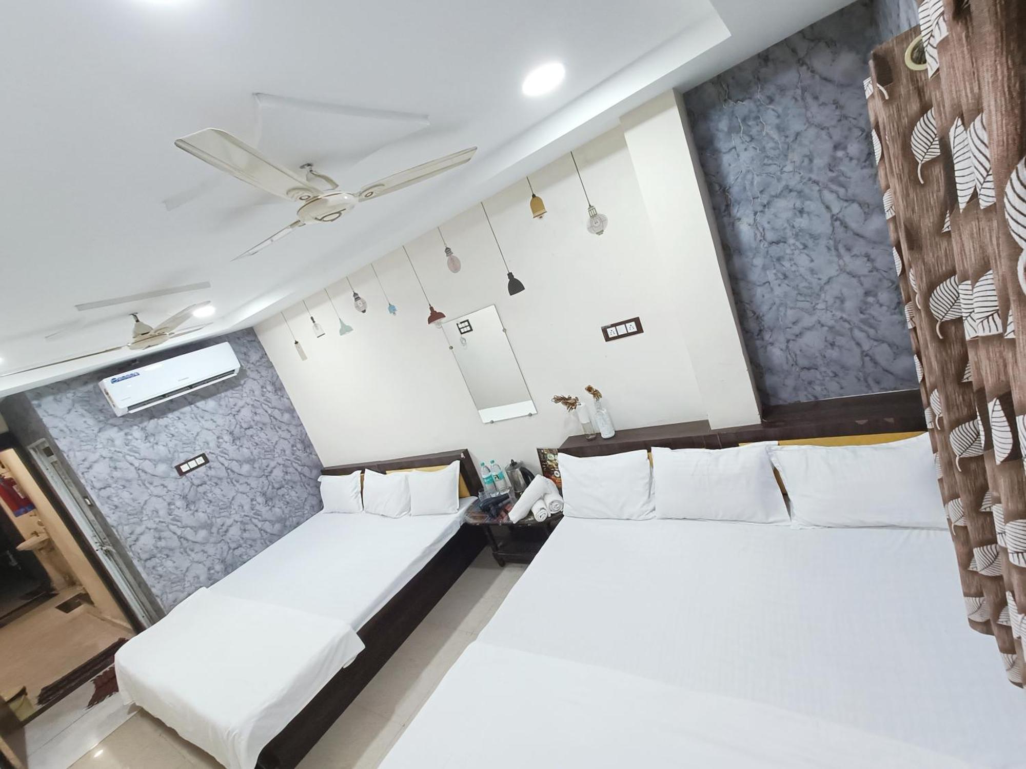 Ginger Hotels Ujjain Tower Kshipra Inn-Family Stay Airconditioned Hotel Екстериор снимка